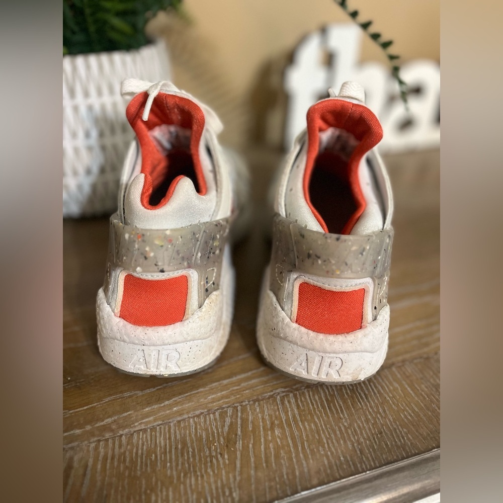 Nike Air Huarache Crater Premium White Orange Women’s‎ Size 8 - Picture 16 of 16